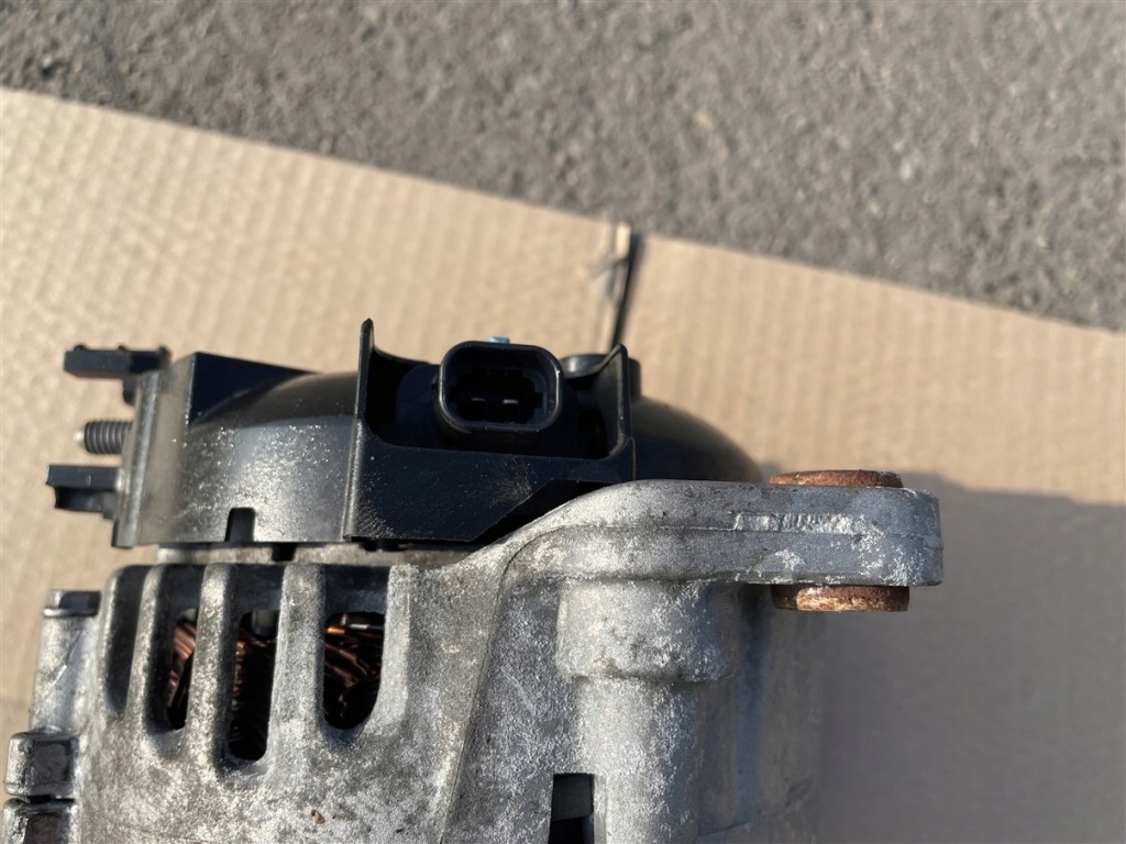 Купити Генератор 39218015 opel astra k 5 v 1.5 cdti lxd рестайлінг  19-22r