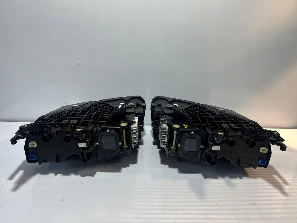 фото №11, Bmw 7 i7 g70 bmw led лампа левая правая