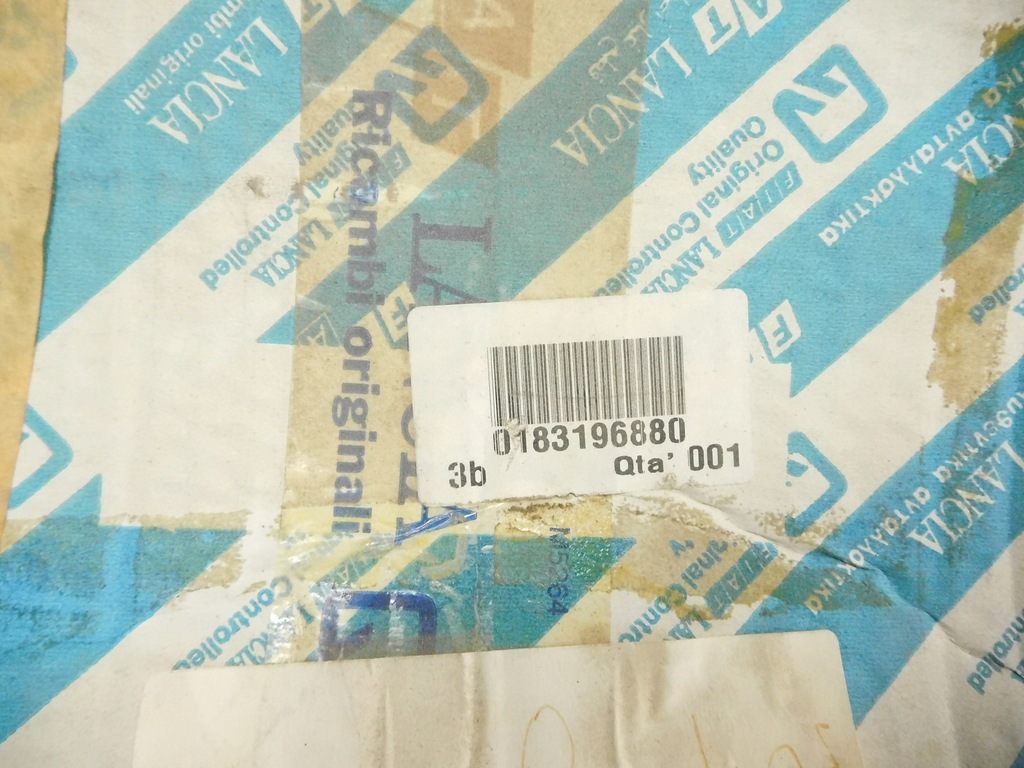 фото №6, Подголовник задний средний lancia lybra 183196880