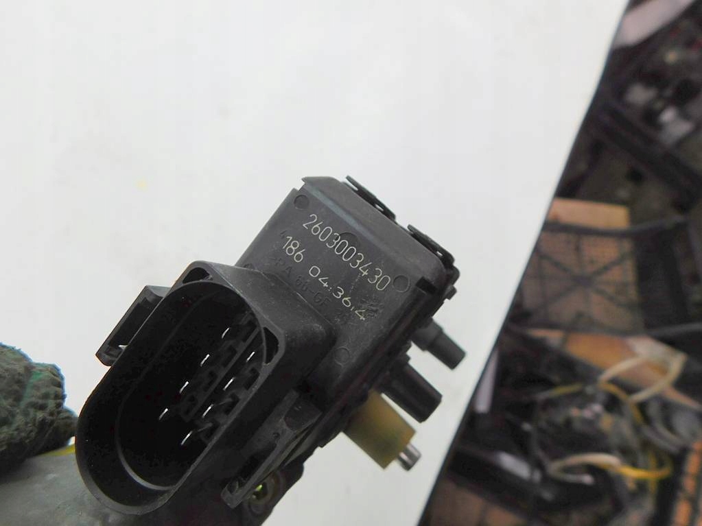 фото №5, Audi a6 c5 2001r моторчик скло правий задня