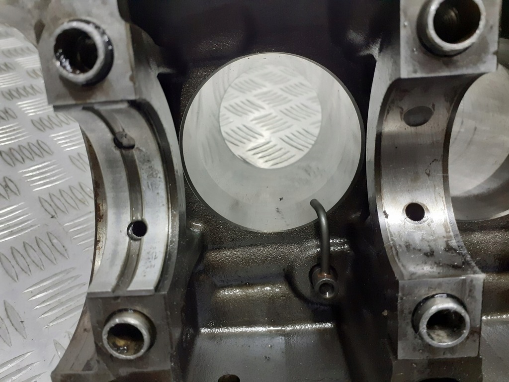 фото №9, Блок двигателя renault megane ii 1.5 k9kd722 k9k722