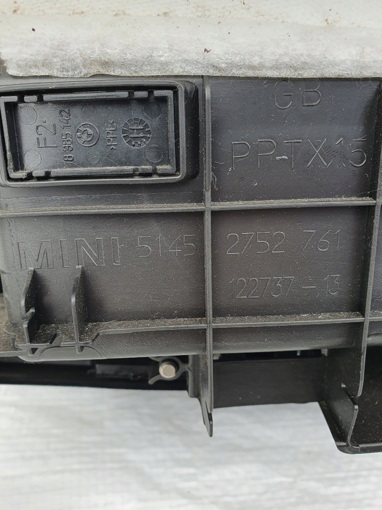 фото №10, Mini cooper r57 cabrio консоль панель приладів приладова каркас europa оригінал