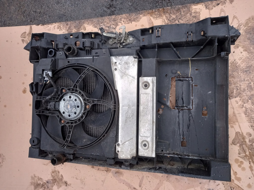 фото №4, Комплект радиатор вентилятор peugeot 207 1.6 vti