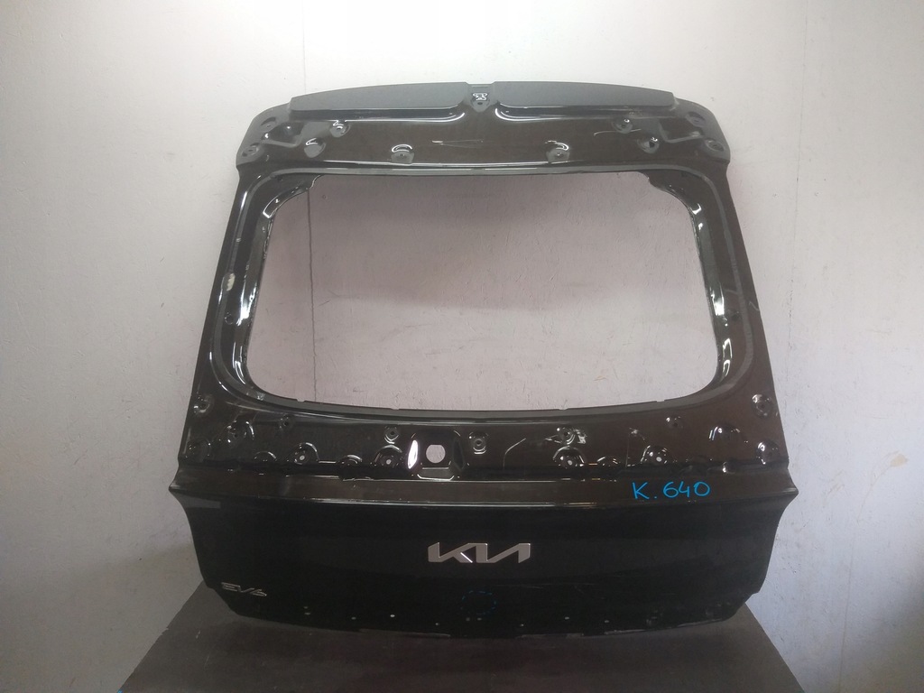фото №1, Крышка багажника задняя kia ev6