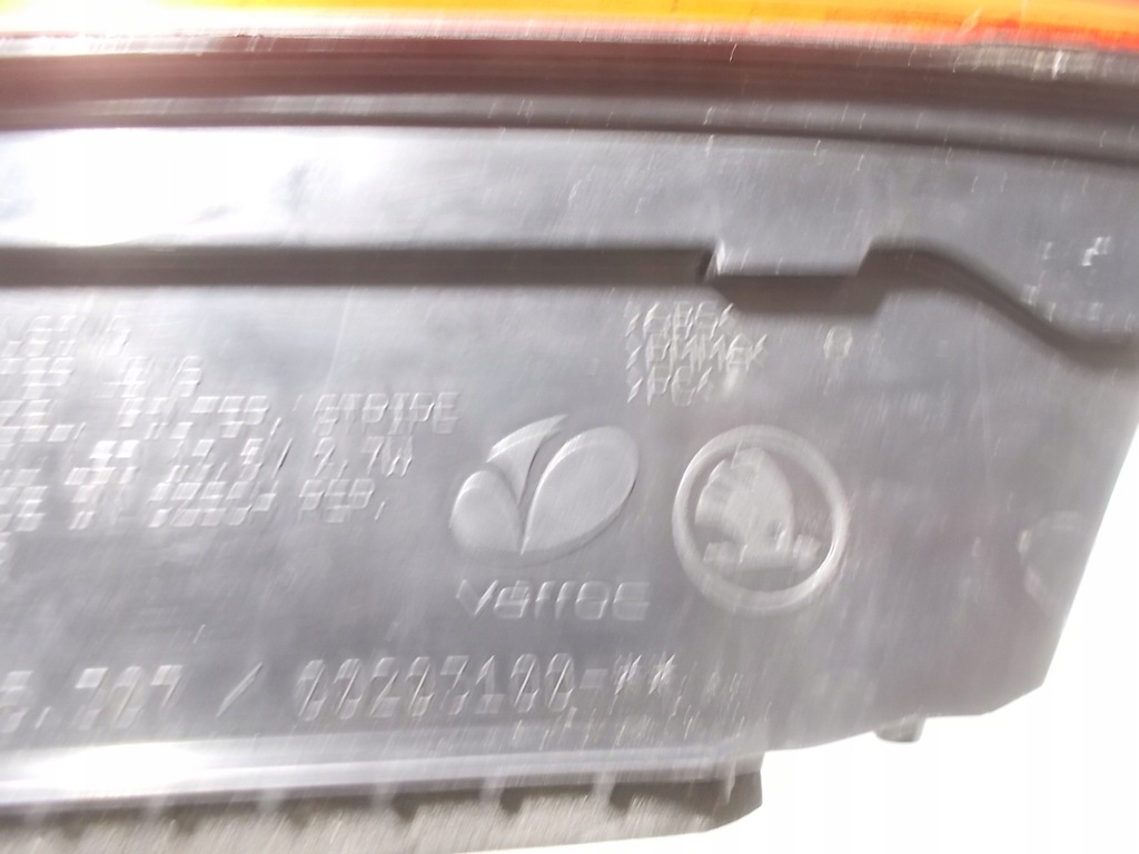 фото №11, Лампа w кришка skoda karoq 57a 17-21 оригінал europa led права