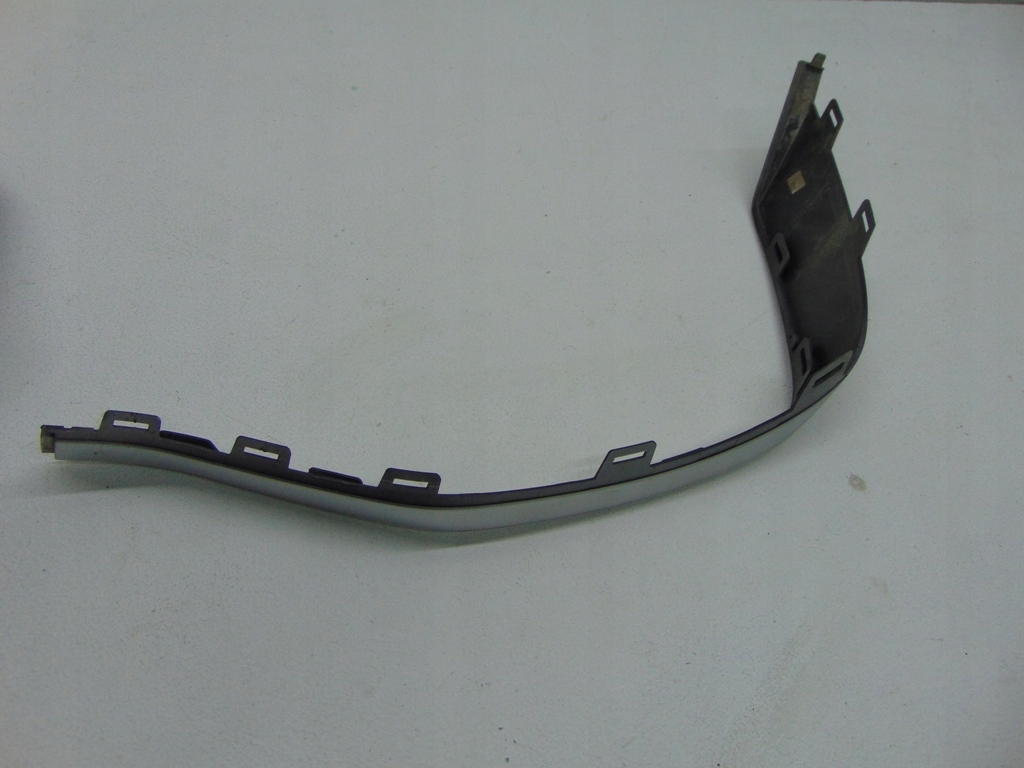 фото №7, Audi rsq8 4m8853842 молдинг бампера задняя правая