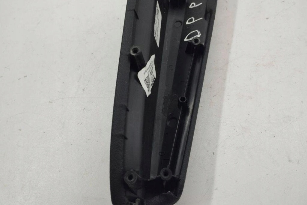 фото №7, Молдинг декоративна обшивка передніх правих двері audi q5 8r 80a867174 2.0l