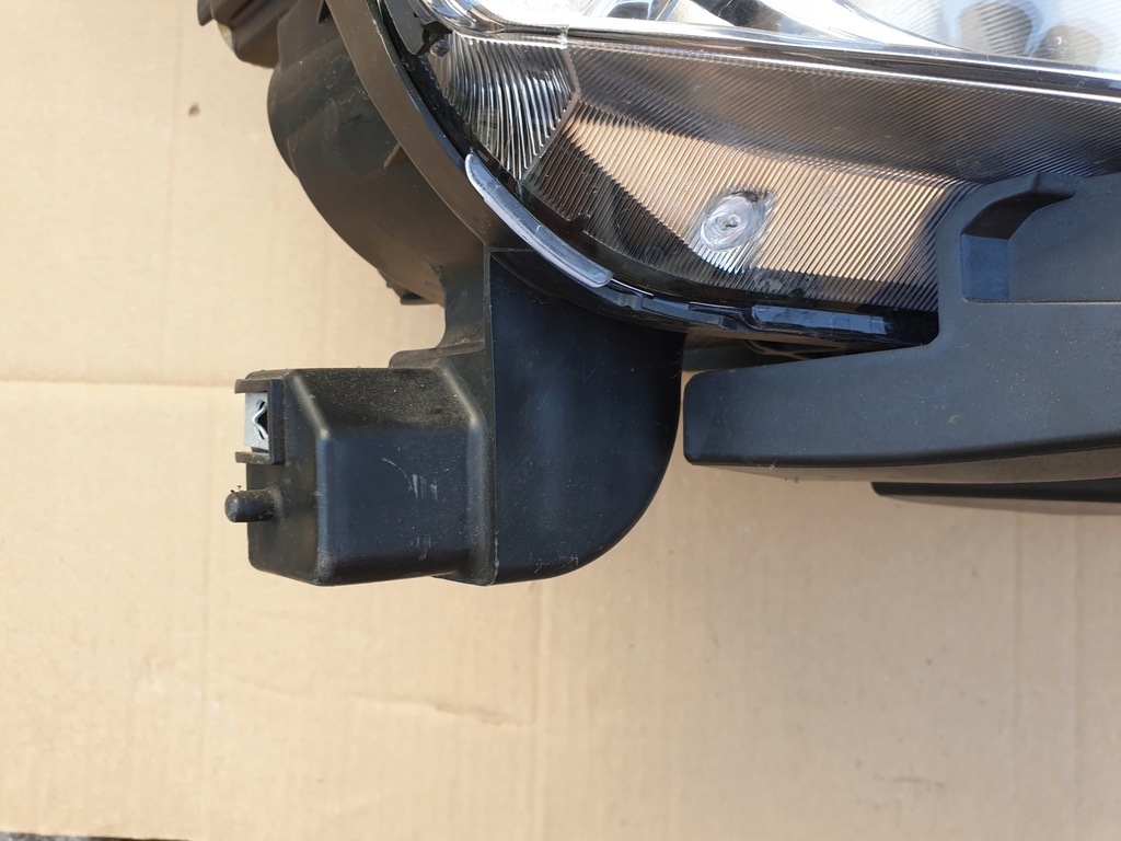 фото №9, Chevrolet trax traks лампа передняя перед правая