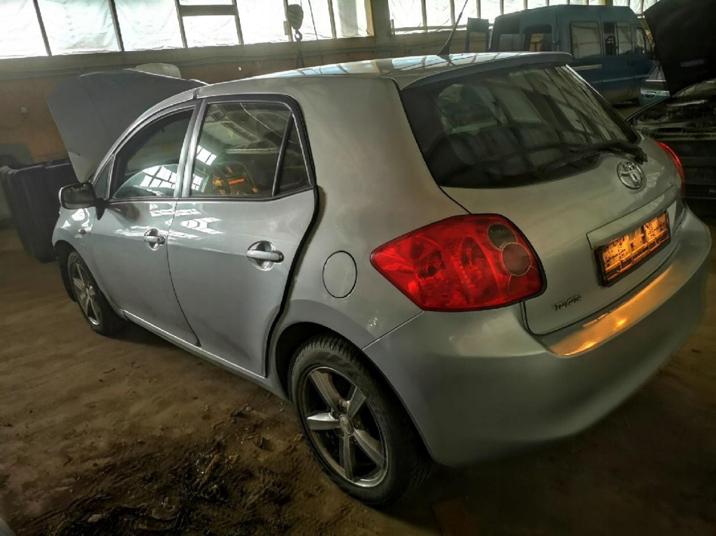 Toyota auris датчик подушки безопасности воздушной srs 2008 1.6l 8983102080 89831-02 Киев