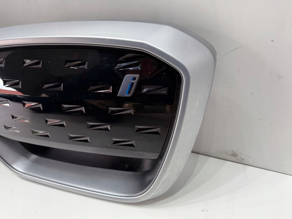 Bmw ix3 g08 решітка радіатора решітка  решітки радіатора в гарному стані Недорого