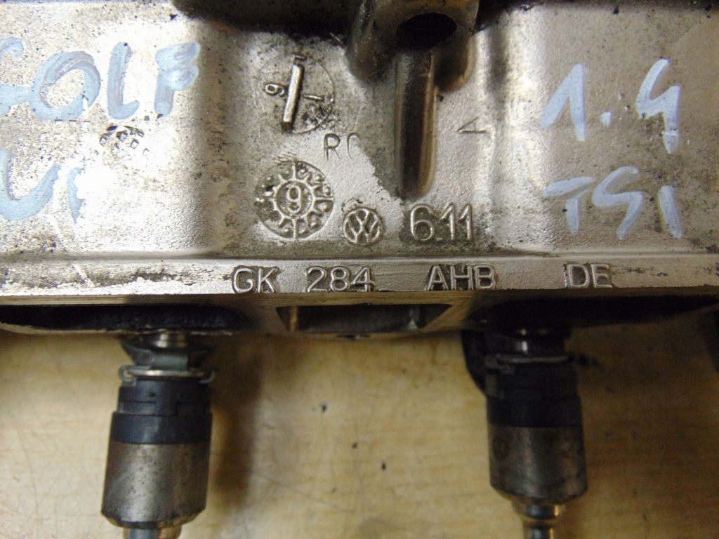 фото №12, Молдинг упорскування + форсунки vw golf vi 1.4 tsi