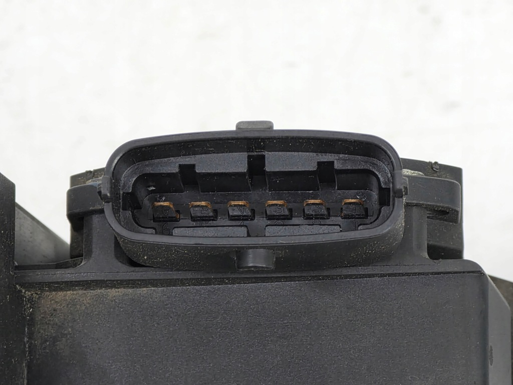 Iveco daily 2.3 3.0 hpi потенціометр педаль газу 0281002632 504061734 3d Недорого