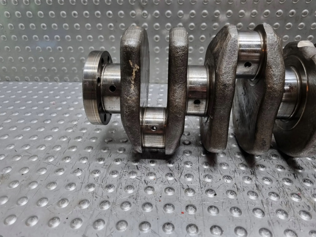 Wał коленчатый 069b vw volkswagen audi с Разборки