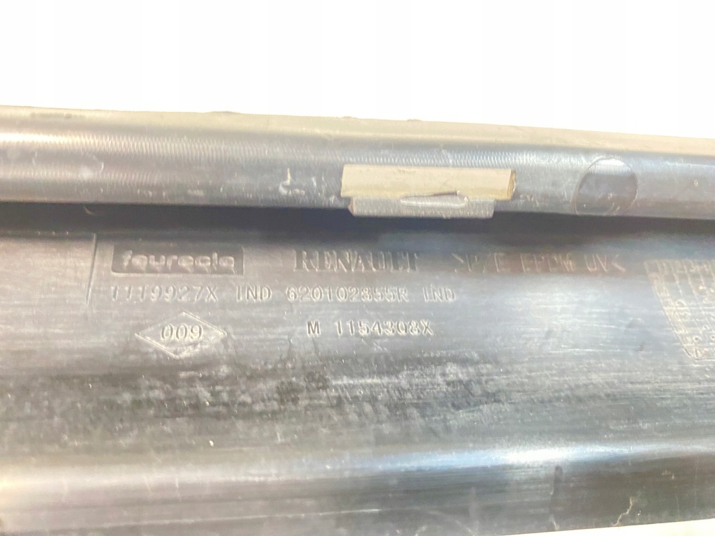 фото №2, Спойлер молдинг нижняя бампера перед renault zoe