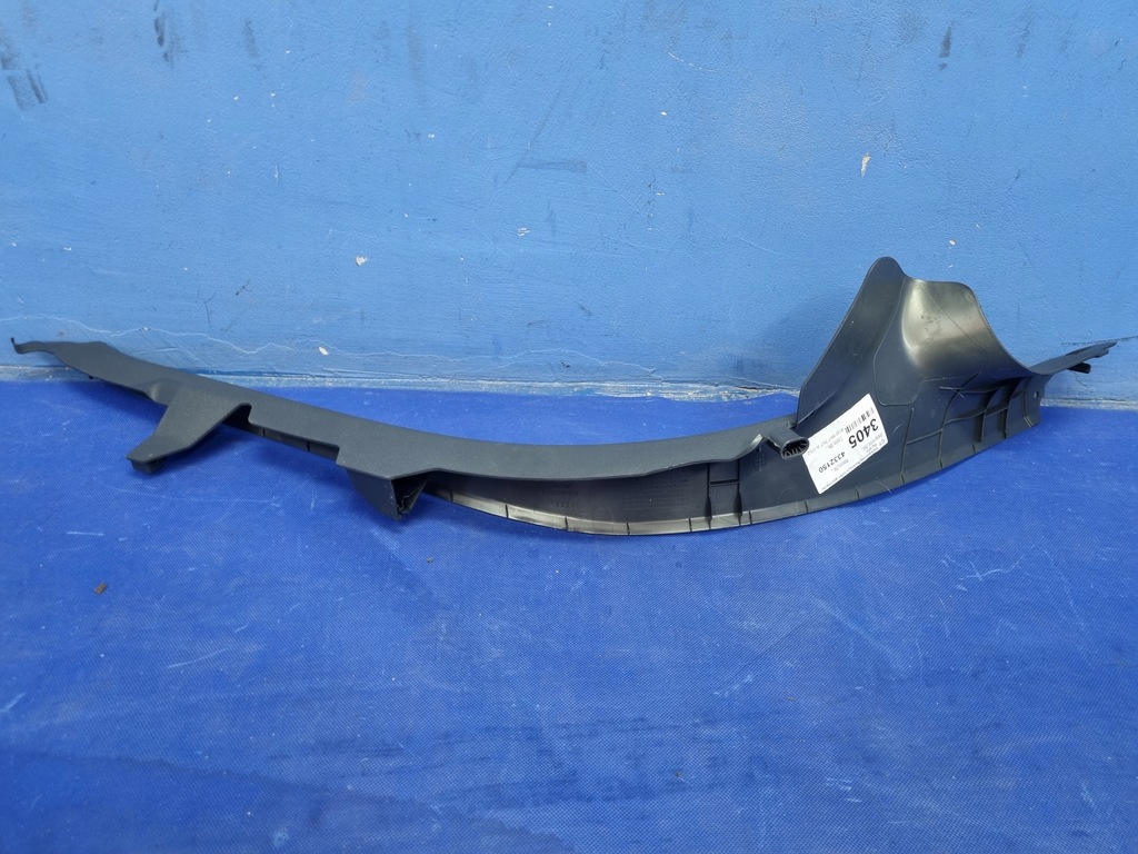 фото №6, Audi a6 c7 защита обшивка lewego заднего стойка оригинал 4g0867767a