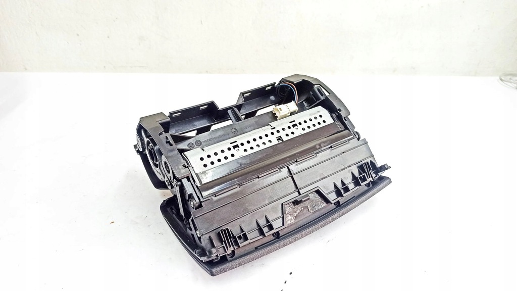 фото №11, Mercedes-benz c w204 2008 панелі керування, перемикачі