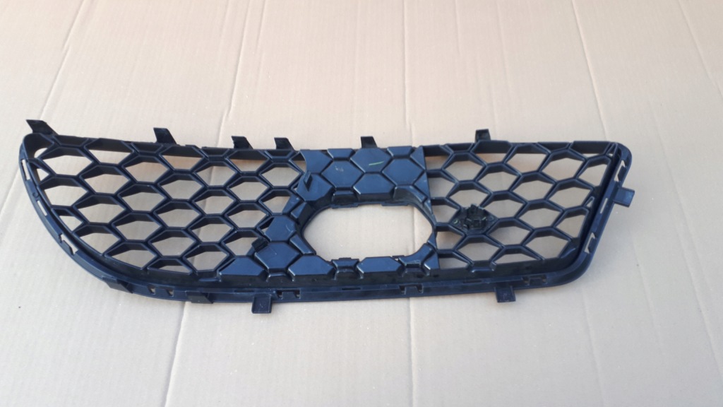 фото №3, Alfa romeo giulia права решітка бампера перед