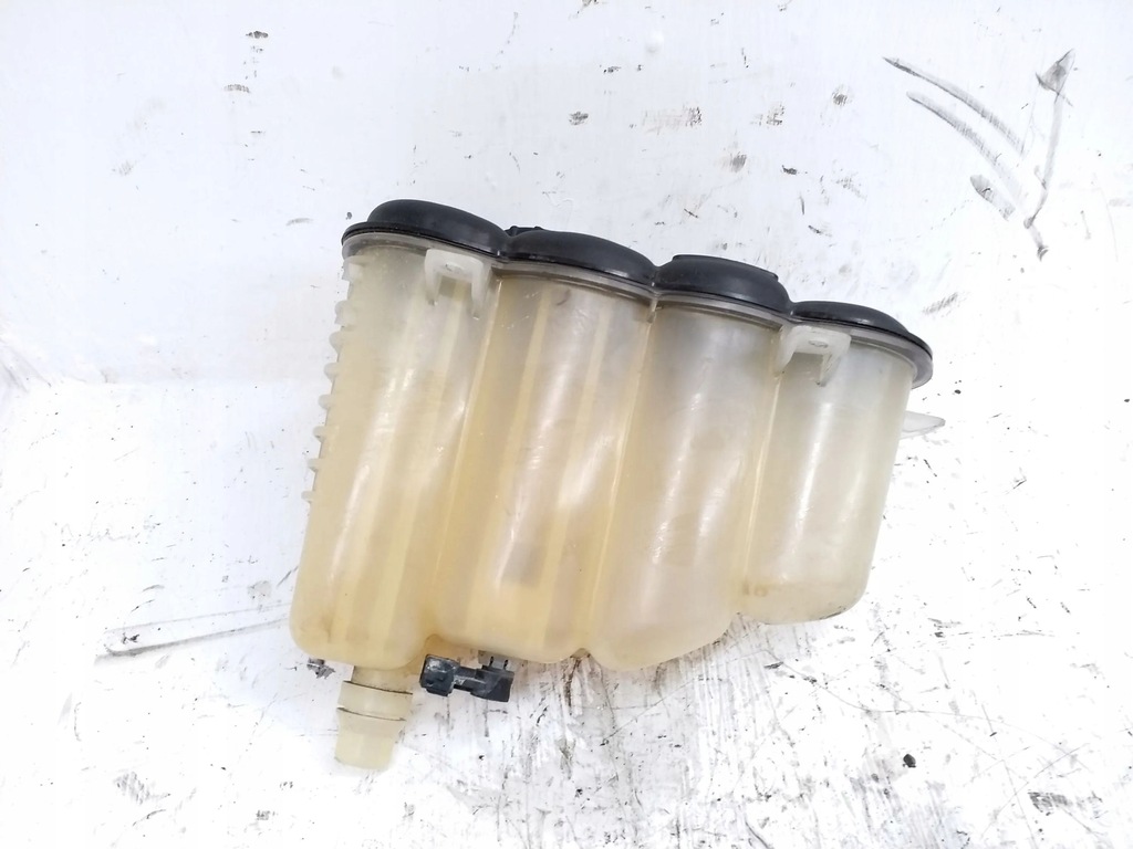 фото №1, Land rover range rover velar 2019 бак расширительный охлаждающая жидкость