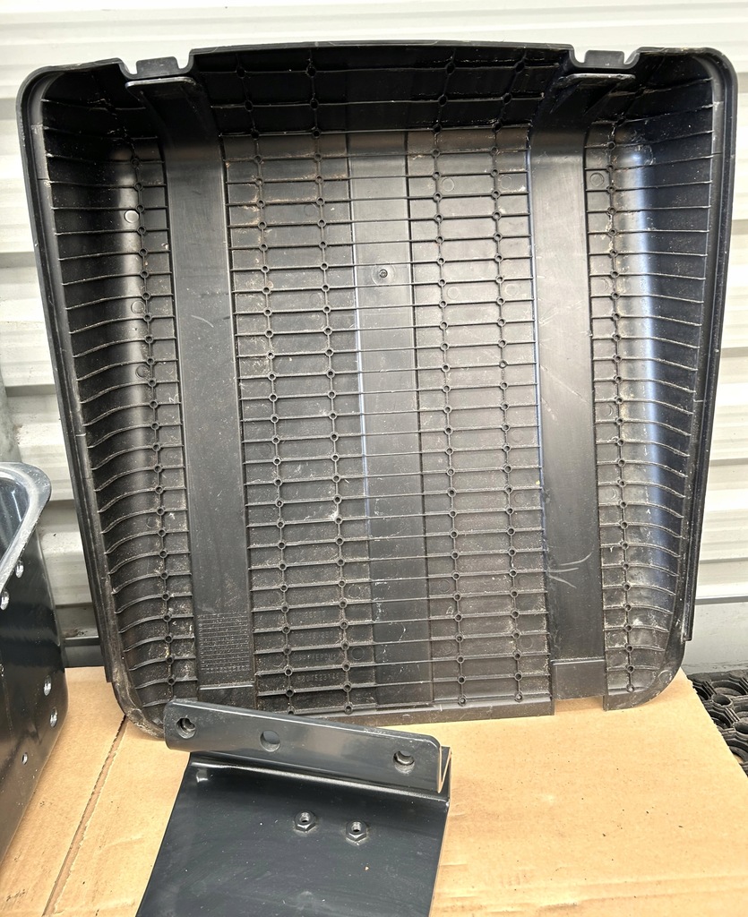 фото №6, Коробка аккумуляторов iveco eurocargo euro 6 5801564251 + 5801523140 nowa