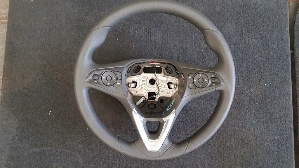 фото №1, Opel crossland x воздуховод многофункциональный