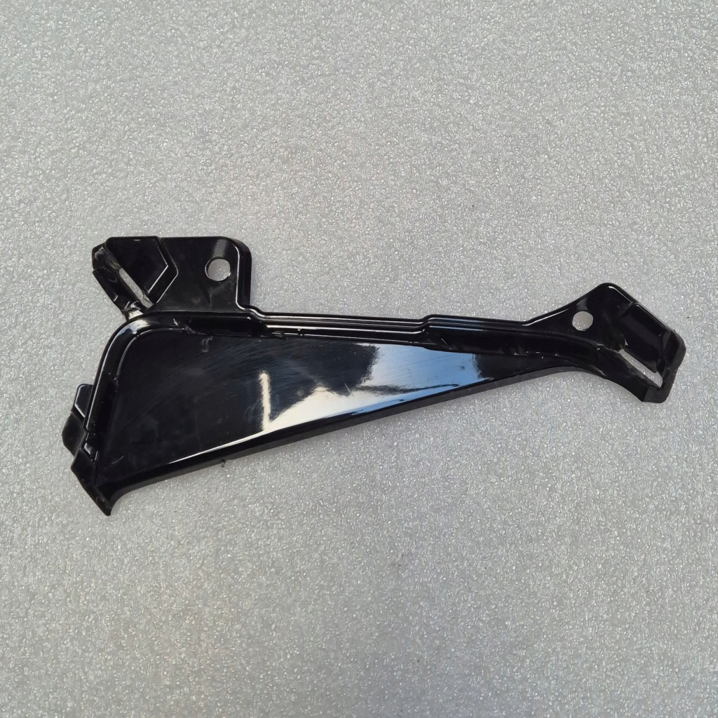 Купить Решётка бампера правая renault clio v 5 рестайлинг  620809292r