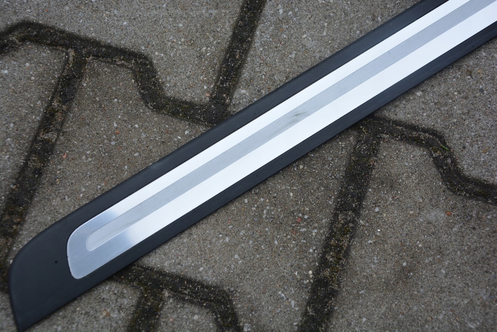 фото №6, Молдинг порог правый перед audi a6 c7 4g0853374