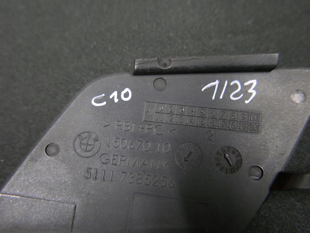 фото №6, Bmw g30 g31 заглушка фаркоп перед c10 mediterranblau