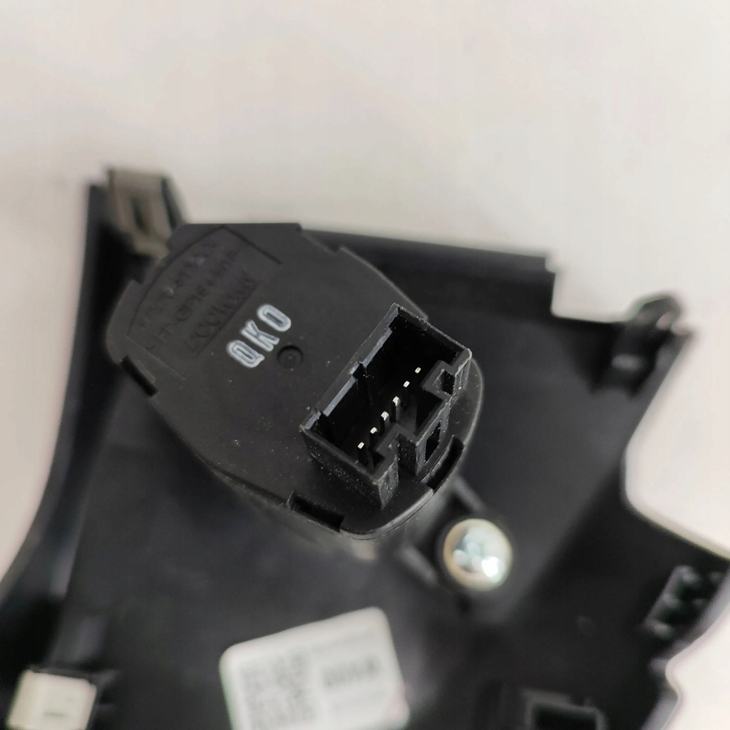 фото №7, Kia ev6 2022 рамка бардачка панели приборной панели