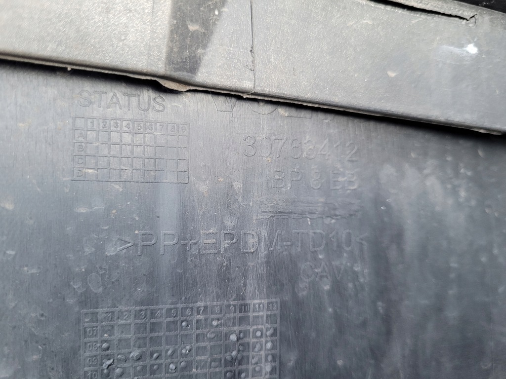 фото №15, Volvo xc60 xc-60 i | бампер спойлер перед передній 30763408 30763412 | 0136