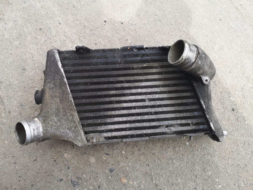 фото №7, Audi a8 d3 3.0 tdi интеркулер радиатор правая