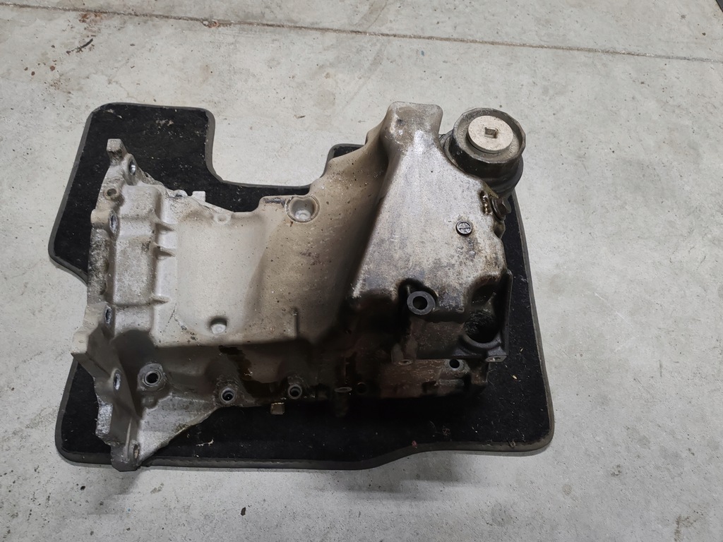 фото №8, Поддон масляная 1.33 toyota auris yaris i 09-12