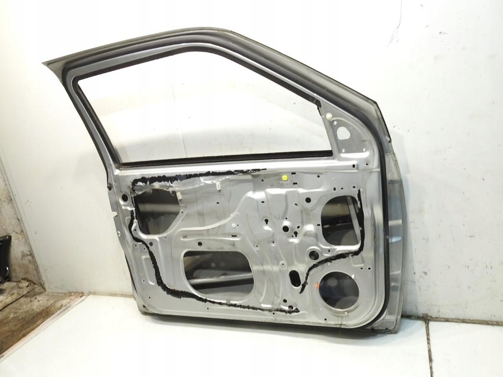 фото №8, Дверь левый перед zcc suzuki swift iv lift 3d