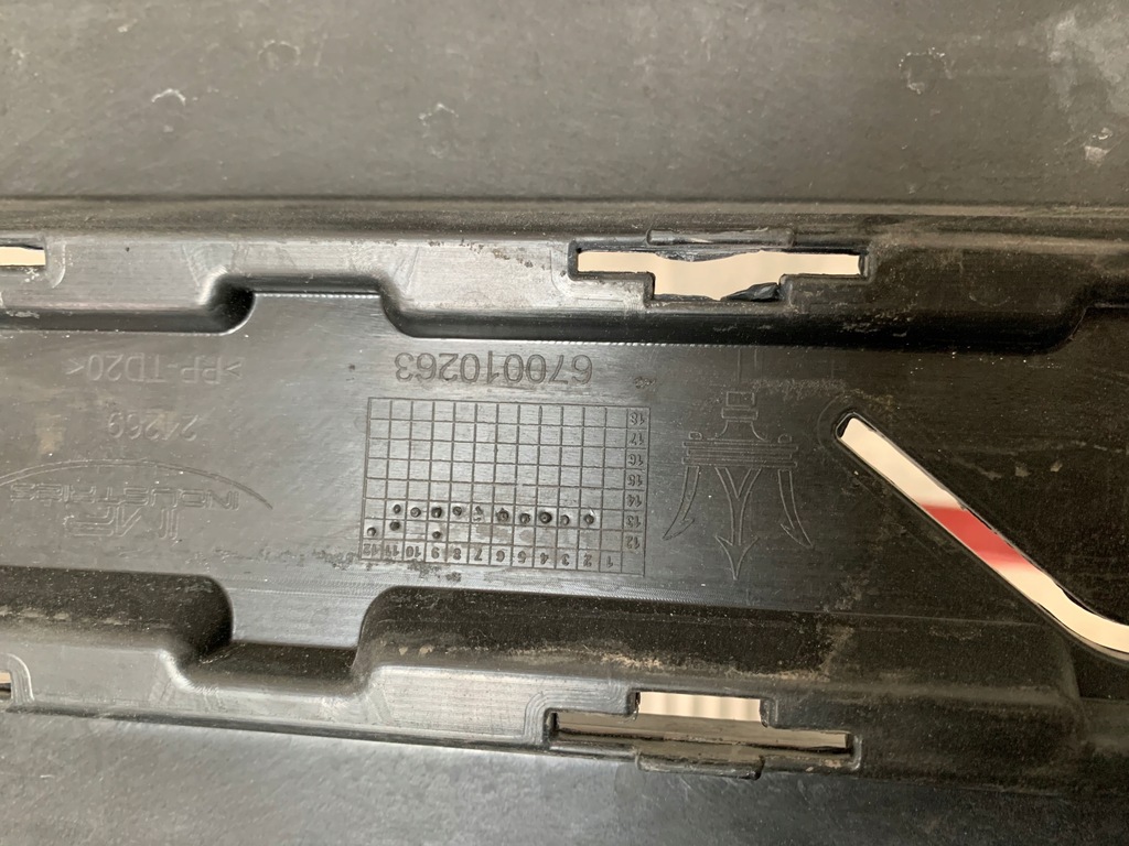 фото №8, Maserati quattroporte 13- бампер задний