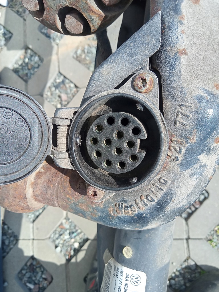 фото №10, Hak буксировочный складной с модуль 7n0907383 vw passat b7 kombi 3aa803880e