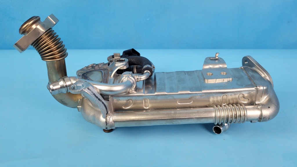 Bmw 2' f44 218d gran купе 21r радиатор egr 8473202 клапан egr 8513132 Доставка