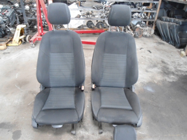 фото №1, Mercedes w205 c klasa сидіння заднє сидіння оббивка kpl