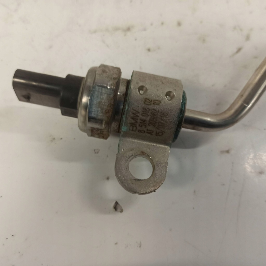 Bmw 5 f11 датчик тиску вихлопних газів 851401802 Недорого