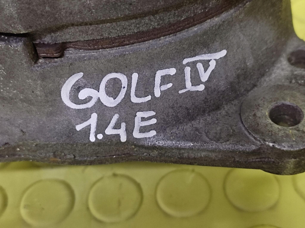 Vw golf iv 1.4 генератор 0124315004 Недорого