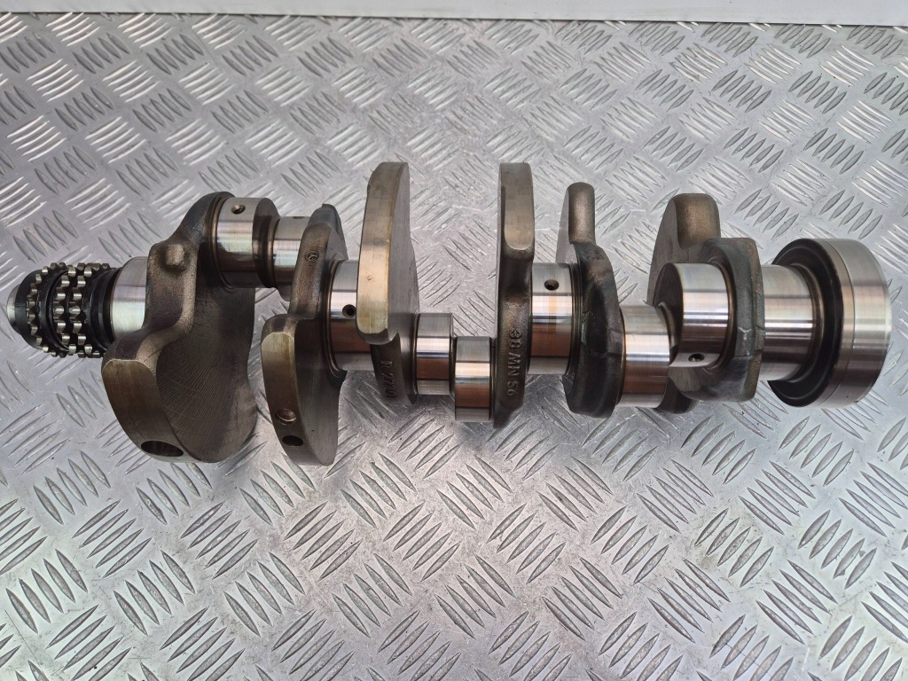 Купить Mercedes c300 w204 wał коленчатый m272.948 r27201