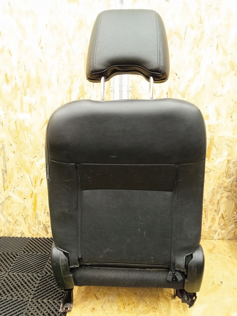 фото №9, Обивка кожаный forester ii lift 05-08 2.0