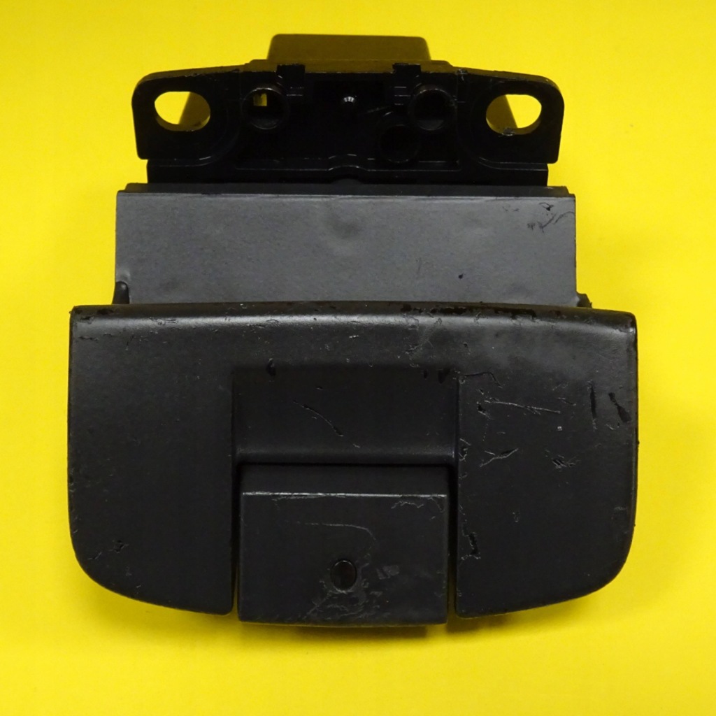 фото №1, Кнопка выключатель тормоза ручного renault espace iv 8200048590c nr25