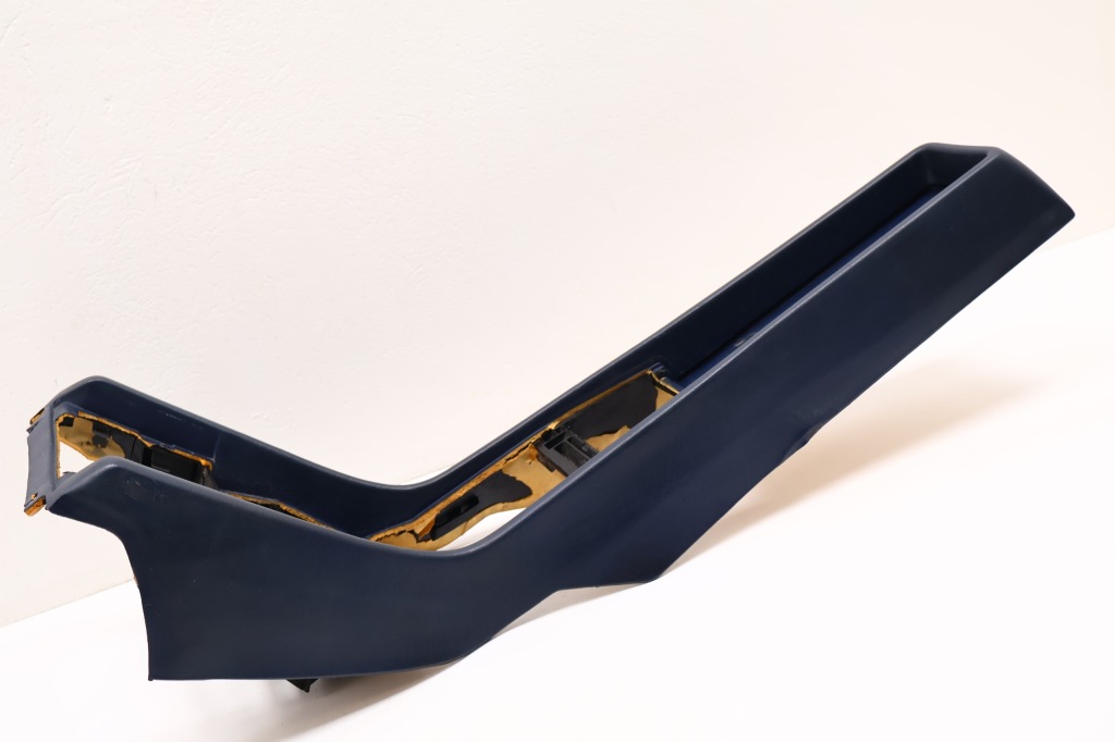 фото №7, Mercedes benz w124 туннель средний консоль