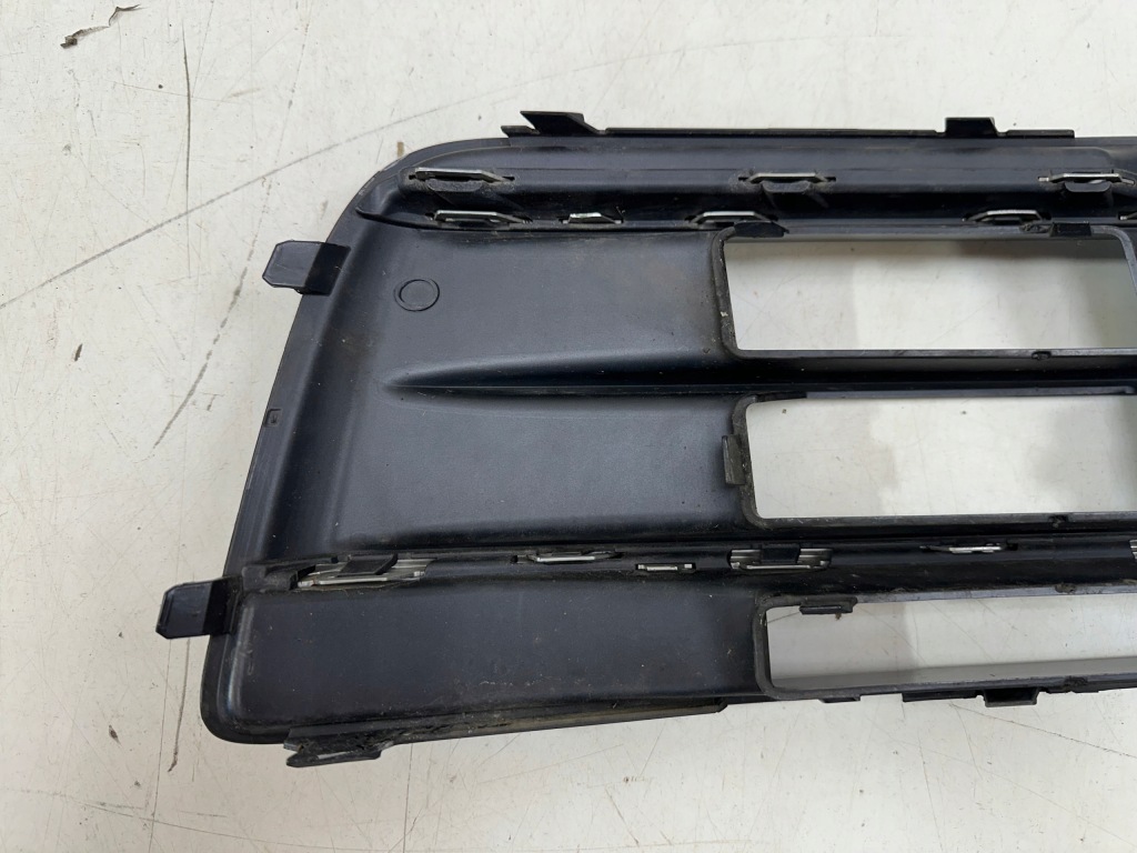 Решётка бампера левая перед audi q5 80a s-line 80a807679d с Разборки