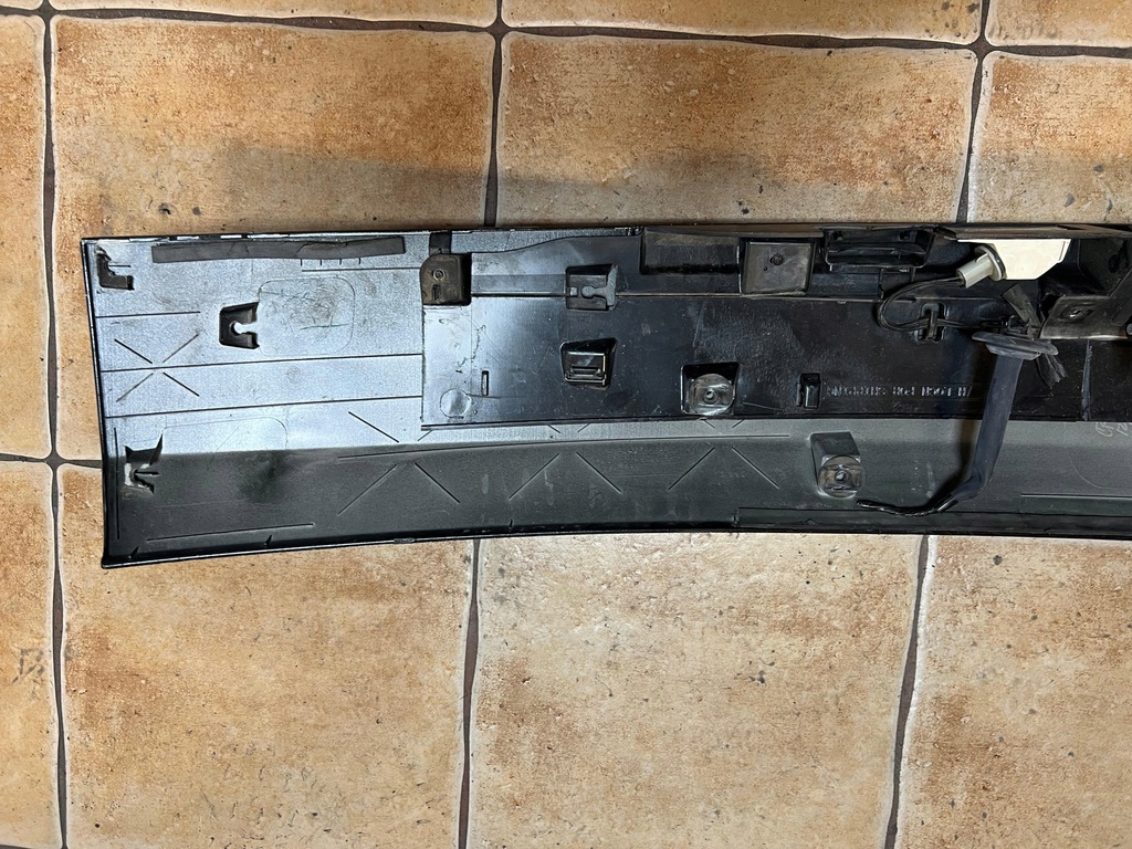 фото №6, Накладка кришки багажника dodge grand caravan 11r