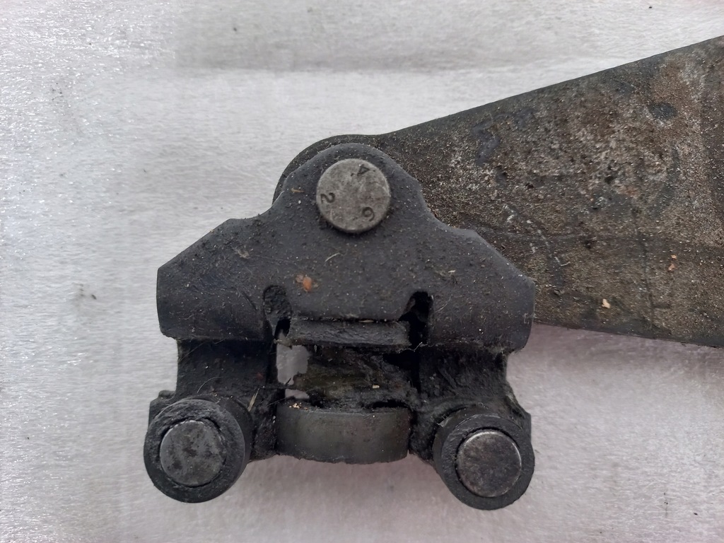 фото №4, Vivaro b trafic talento ролик дверь направляющая 745965439r