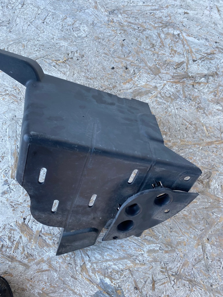 фото №14, Ford оригінальний номер l1tb-s403b23-ac захист корпус підкрилок