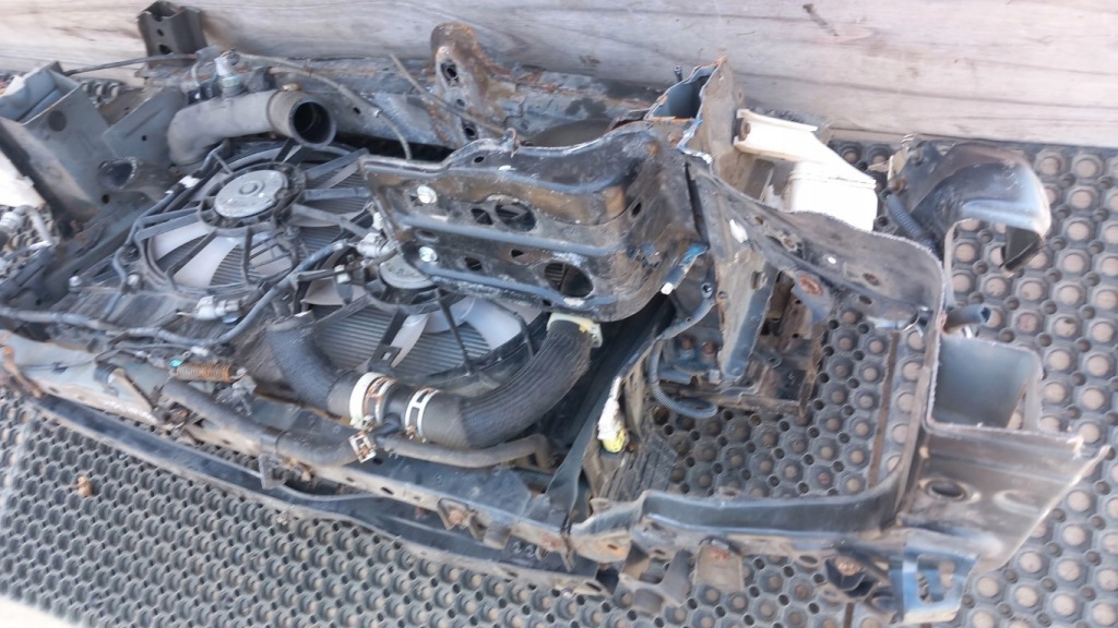 фото №9, Toyota rav4 iii drugi lift 2.2 d4d pas передний комплект