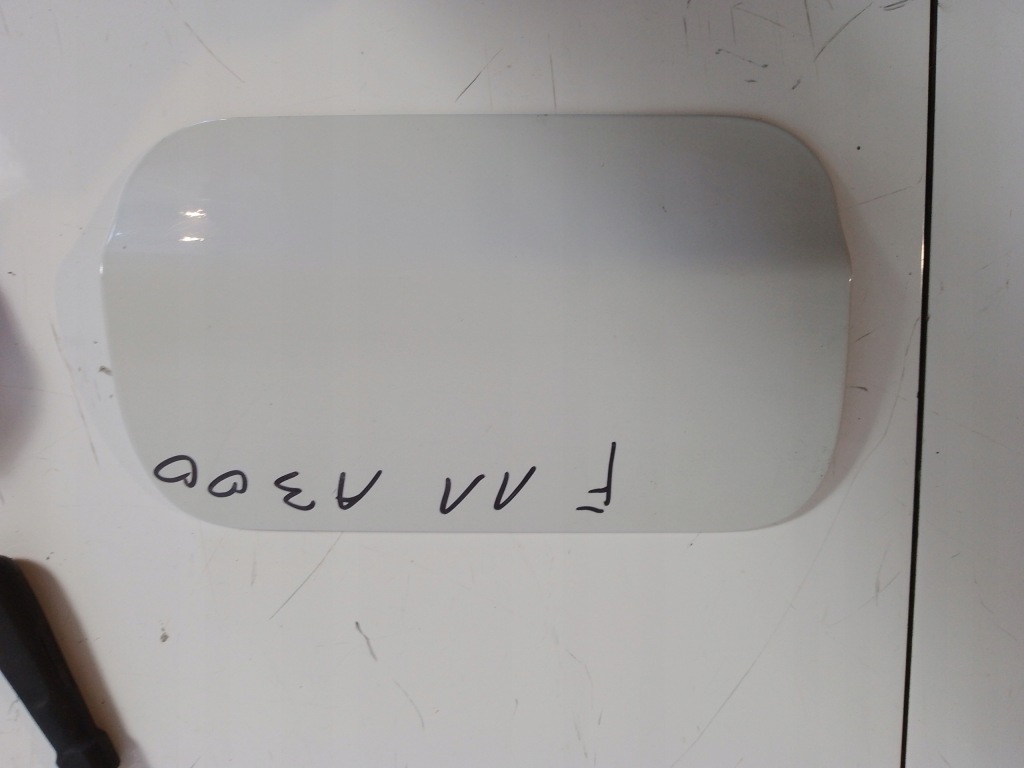 фото №1, Кришка заливної пального bmw f11 a300 alpinweiss