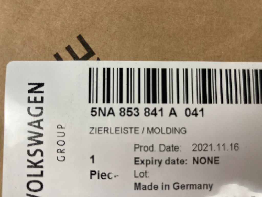 фото №7, Молдинг бампера левая задняя vw tiguan ii 2 5na