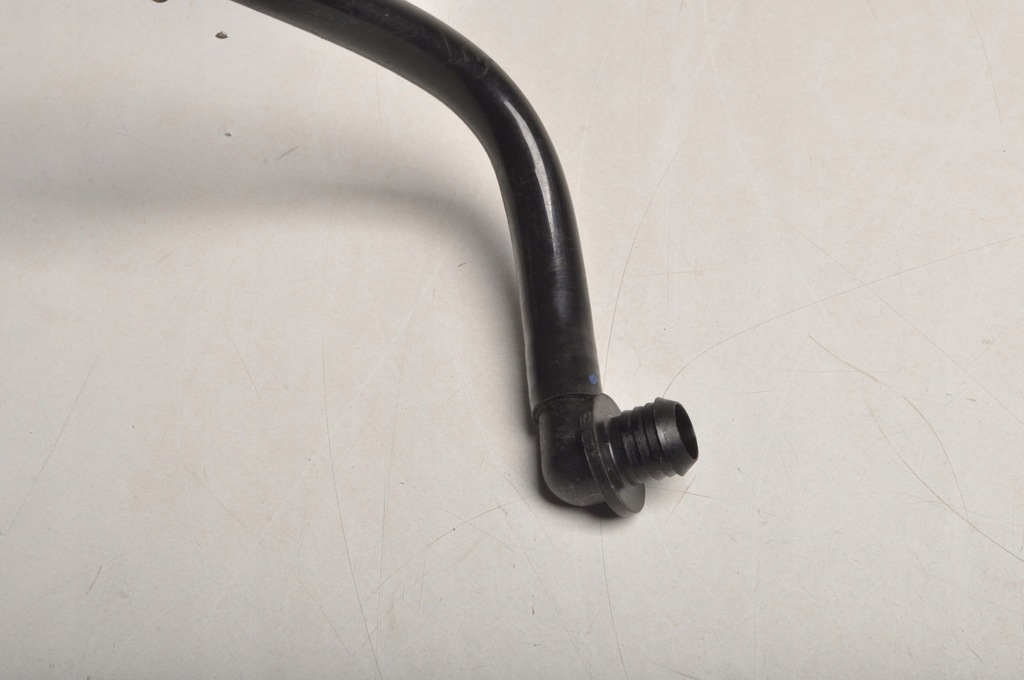 фото №7, Porsche 718 cayman 982 2.0 wąż шланг труба усилитель тормозов 99135557802